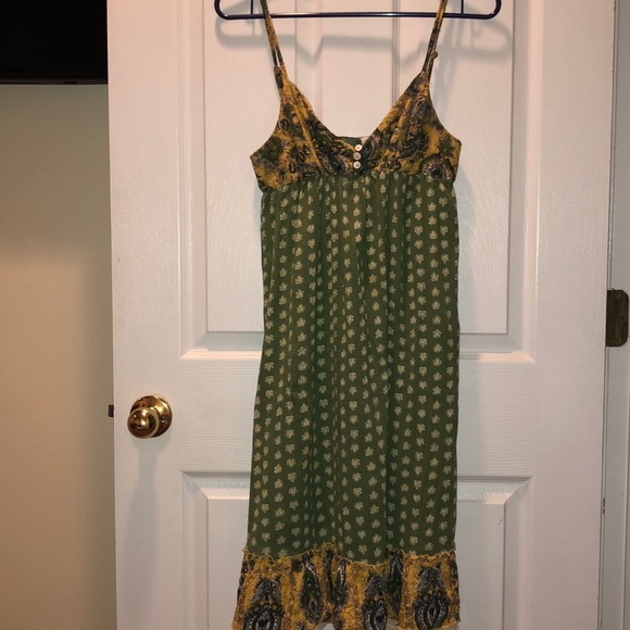 🍩$5 Must Bundle🍩Billabong Boho Paisley Dress - Picture 2 of 5